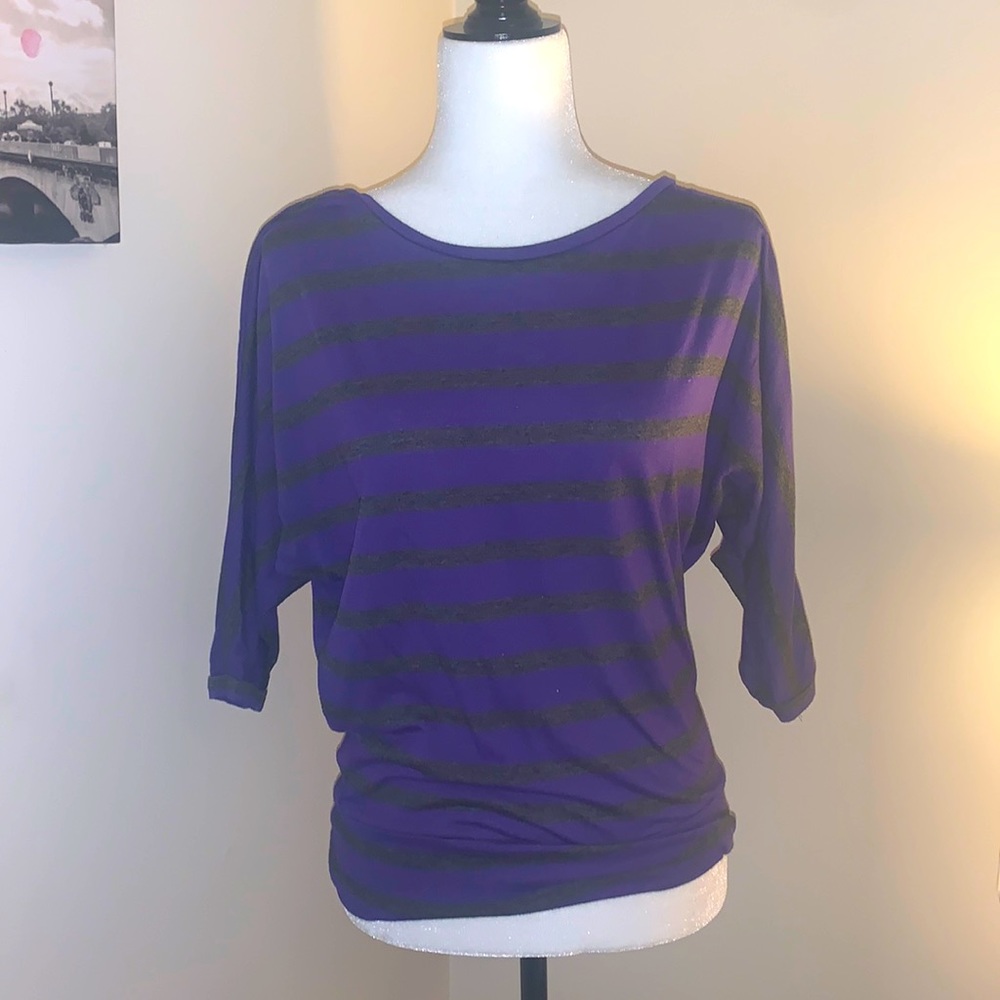 SWS | striped shirt with bat wing sleeves